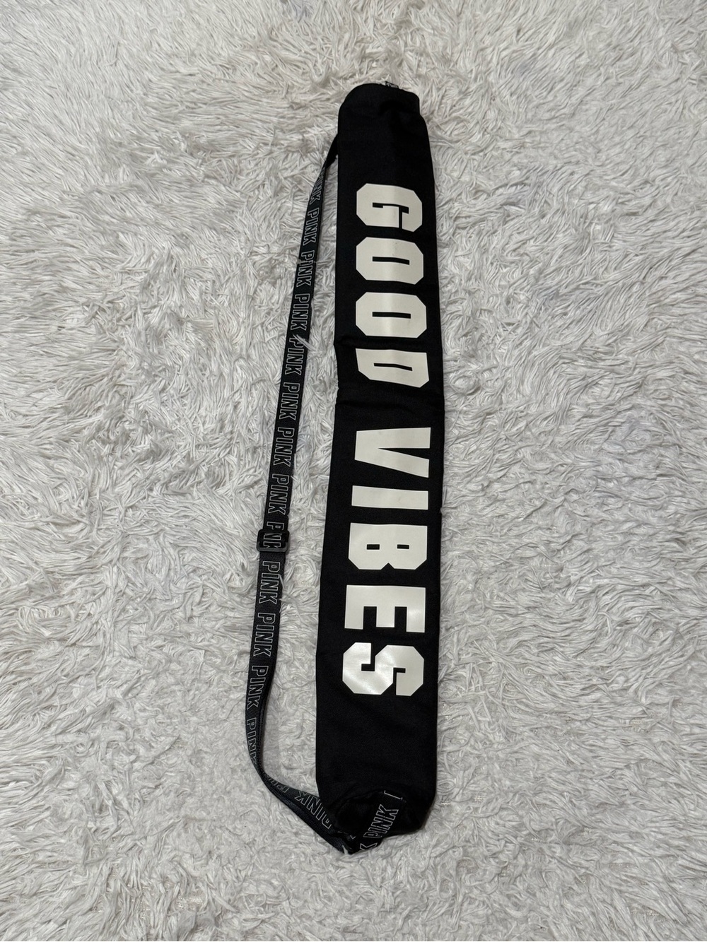 PINK Victoria's Secret Black 'Good Vibes' Mat Carrier